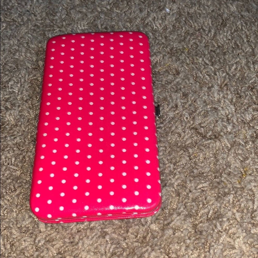 Polka Dot Wallet
